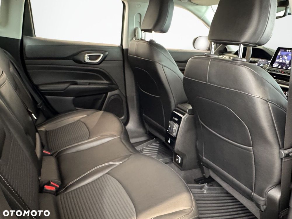 Jeep Compass - 19
