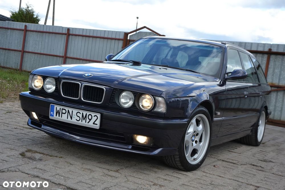 BMW Seria 5 540i - 1