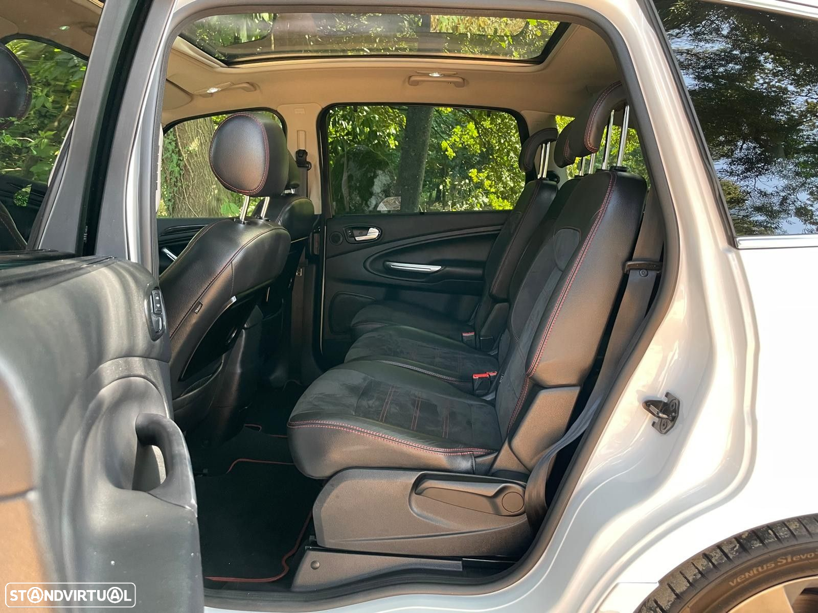 Ford S-Max 2.0 TDCi Titanium 7L Aut. - 29