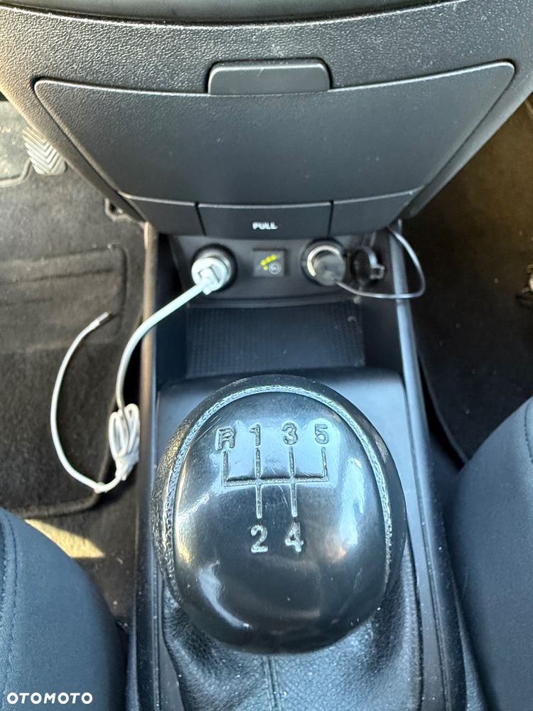 Hyundai i30 1.4 Base - 15