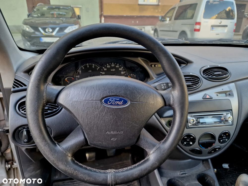 Ford Focus - 6