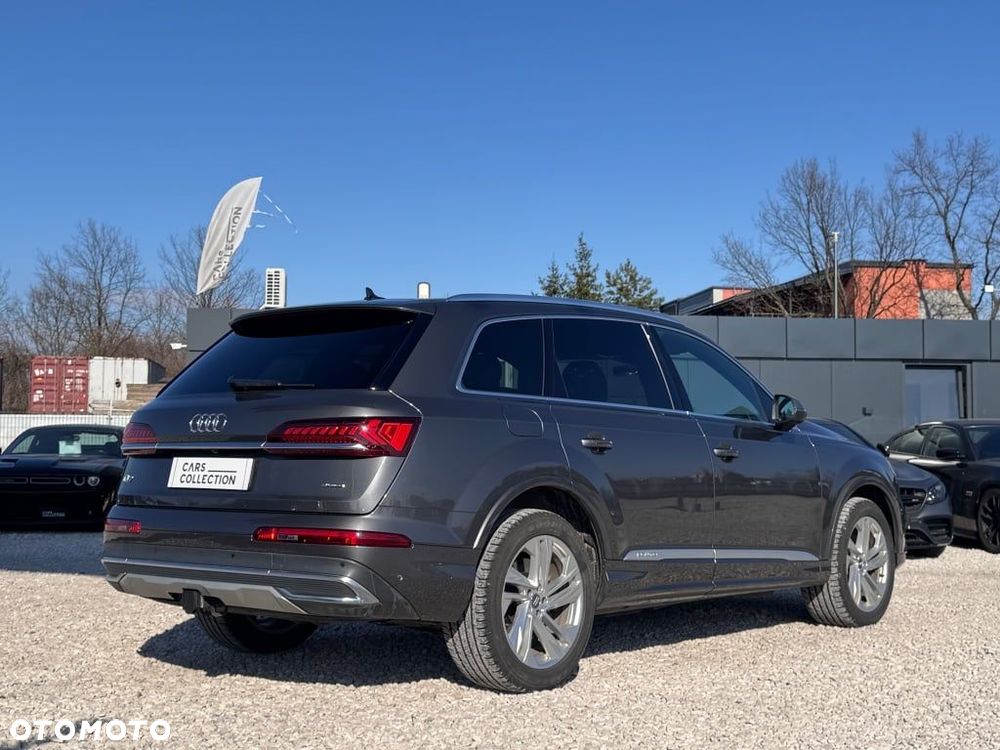 Audi Q7 - 4
