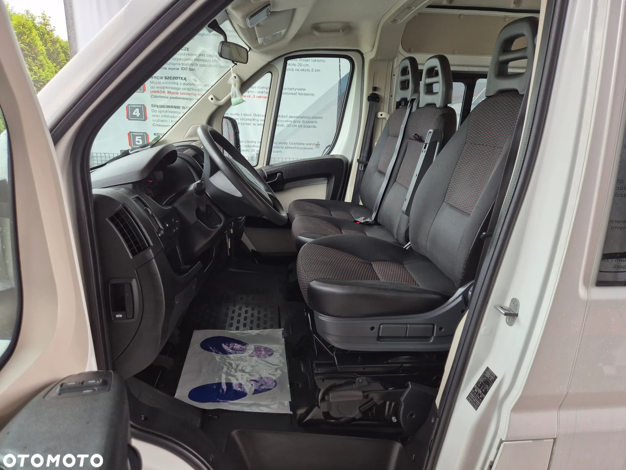 Peugeot Boxer 333 BlueHDi L2H2 - 19