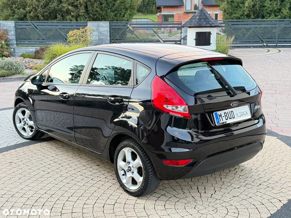 Ford Fiesta - 8