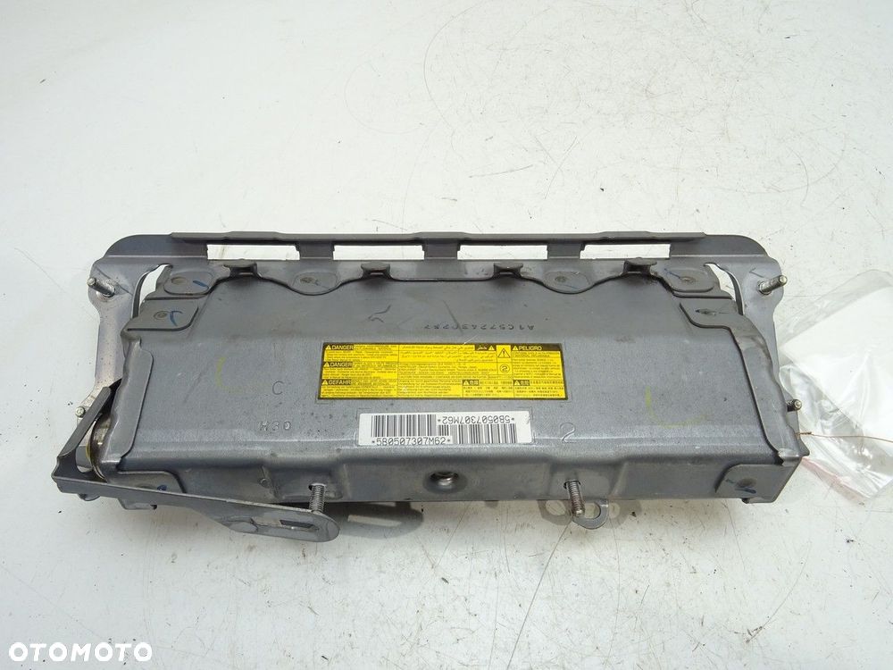 PODUSZKA POWIETRZNA KOLANOWA PASAŻERA - 289.00 PLN - TOYOTA LAND CRUISER 200 (_J2_) 2007 - 2022 5.7 - 3
