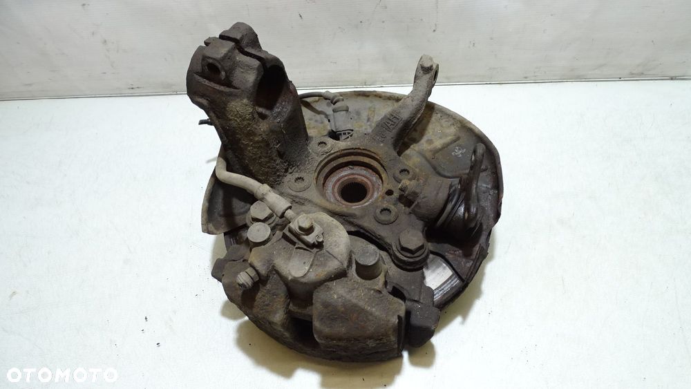 ZWROTNICA PIASTA PRAWY PRZÓD VOLKSWAGEN TOURAN 2.0TDI - 1