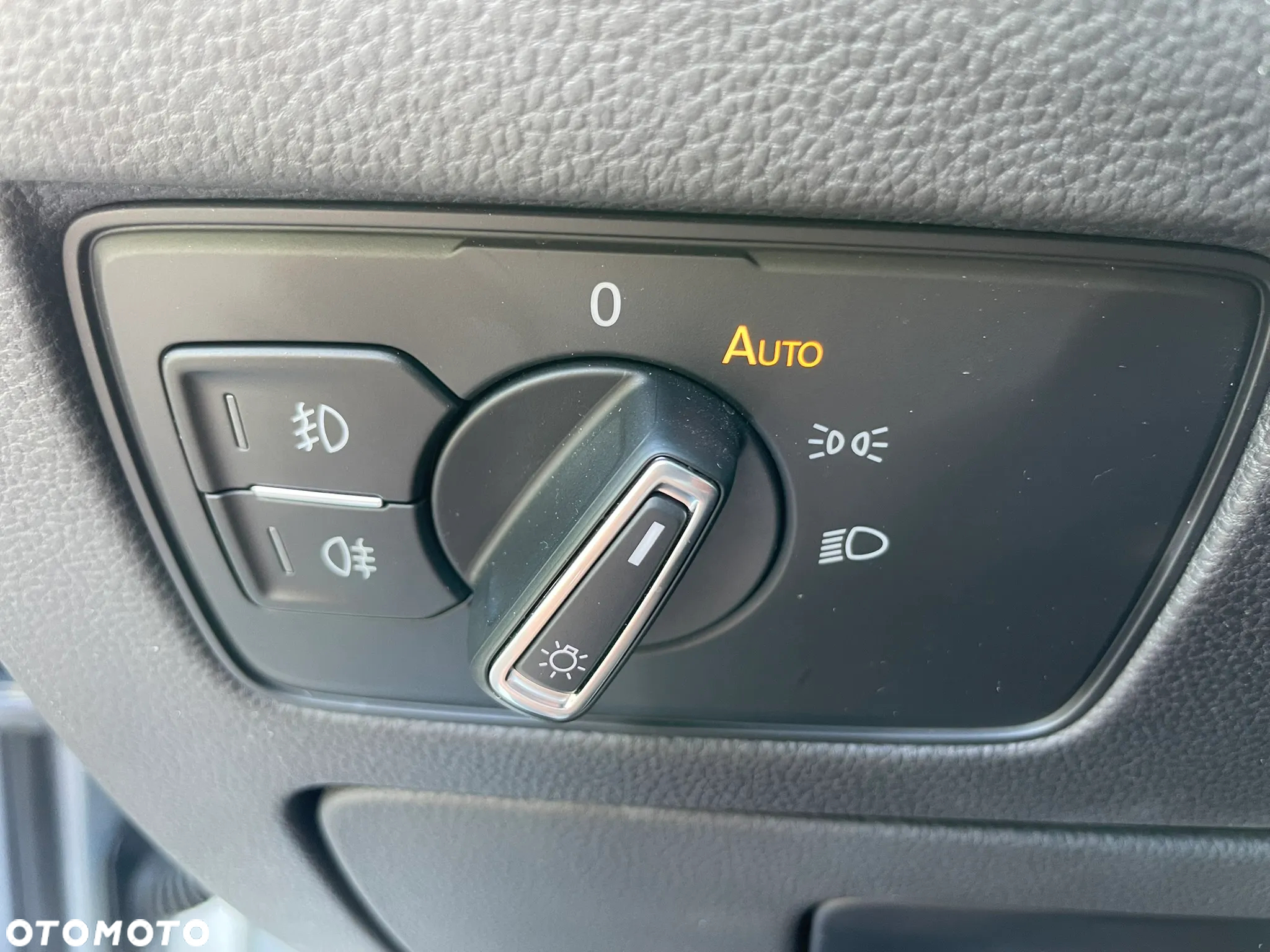 Volkswagen Passat Variant 2.0 TDI SCR DSG Business - 19