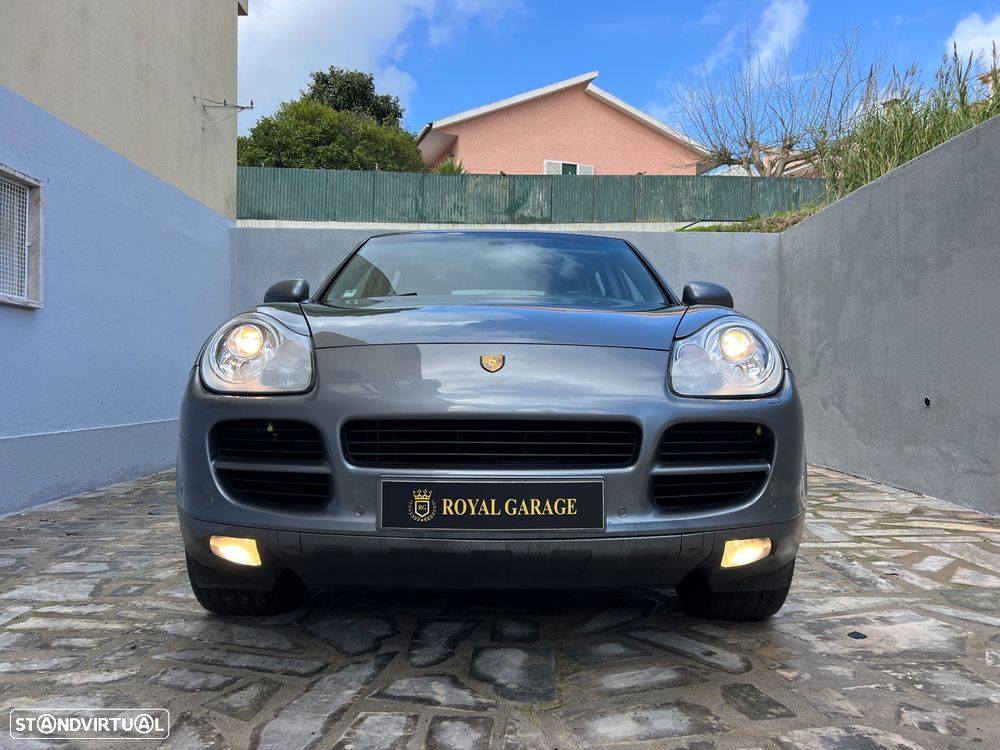 Porsche Cayenne Tiptronic - 2