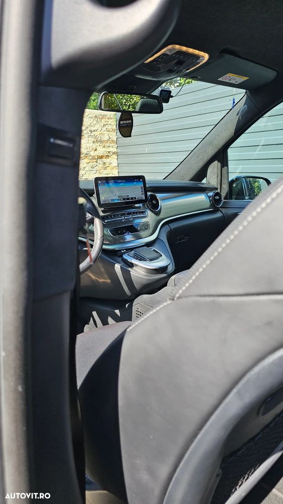 Mercedes-Benz V 300 d lang 4Matic 9G-TRONIC Avantgarde Edition 2020 - 11