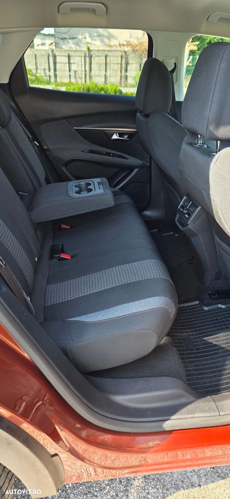 Peugeot 3008 BlueHDi 130 Stop & Start EAT8 Allure - 11