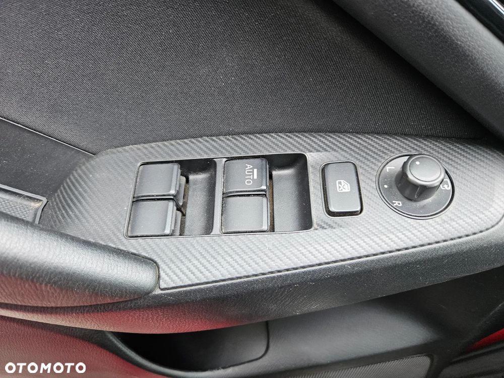 Mazda 3 SKYACTIV-D 150 Exclusive-Line - 13