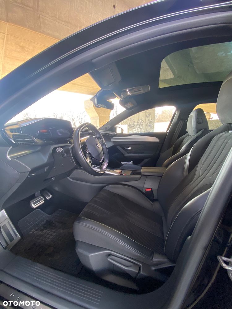 Peugeot 408 - 12