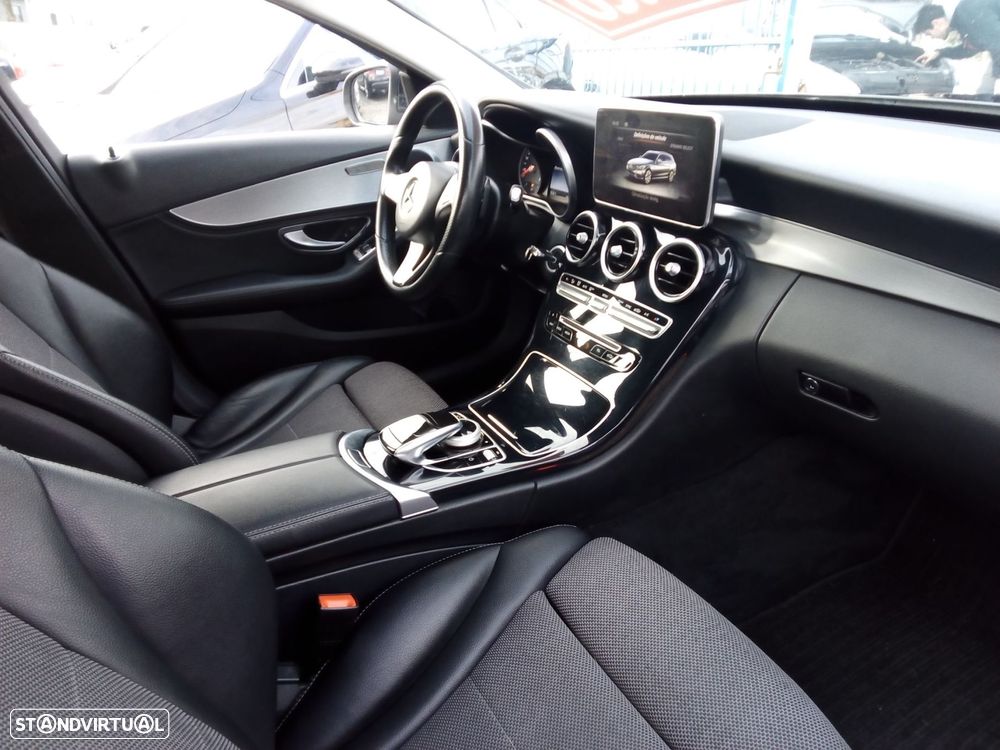 Mercedes-Benz C 300 BlueTEC Hybrid Avantgarde + - 9