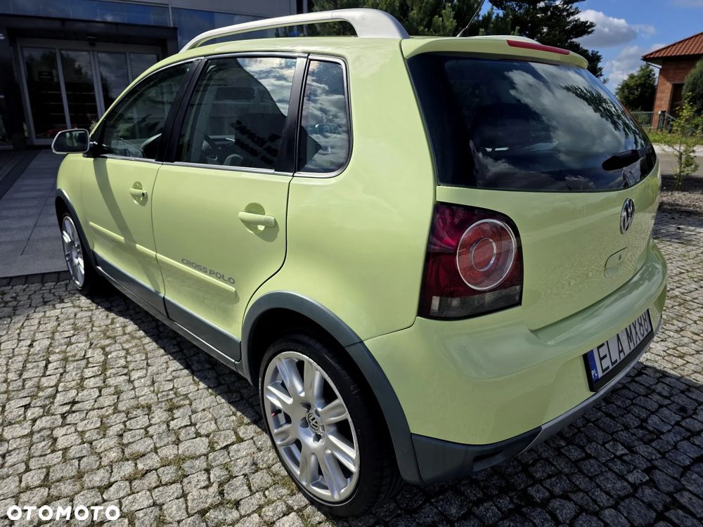 Volkswagen Polo Cross 1.4 16V - 11