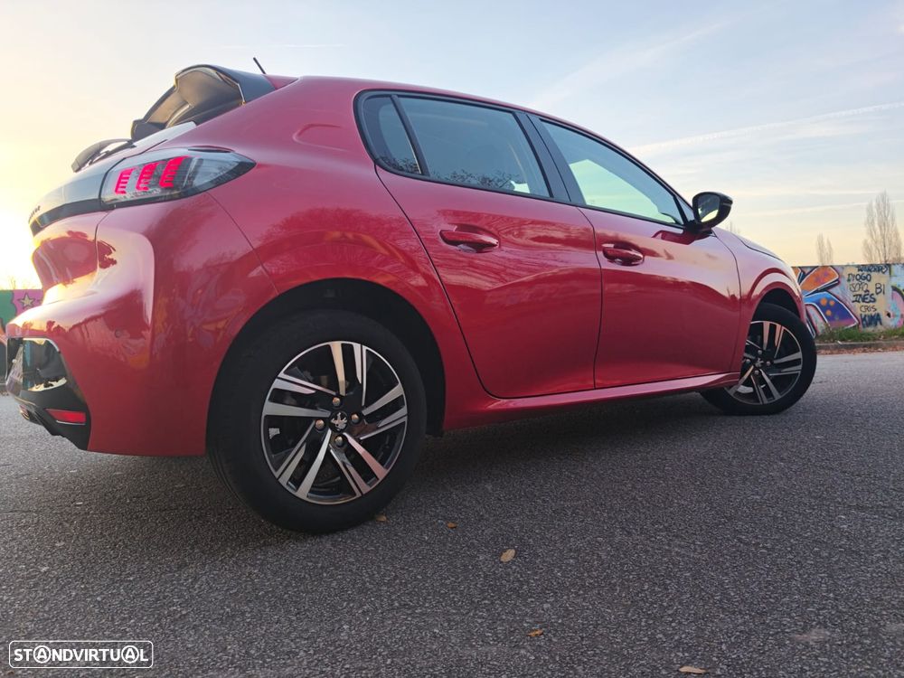 Peugeot 208 1.2 PureTech Allure EAT8 - 13