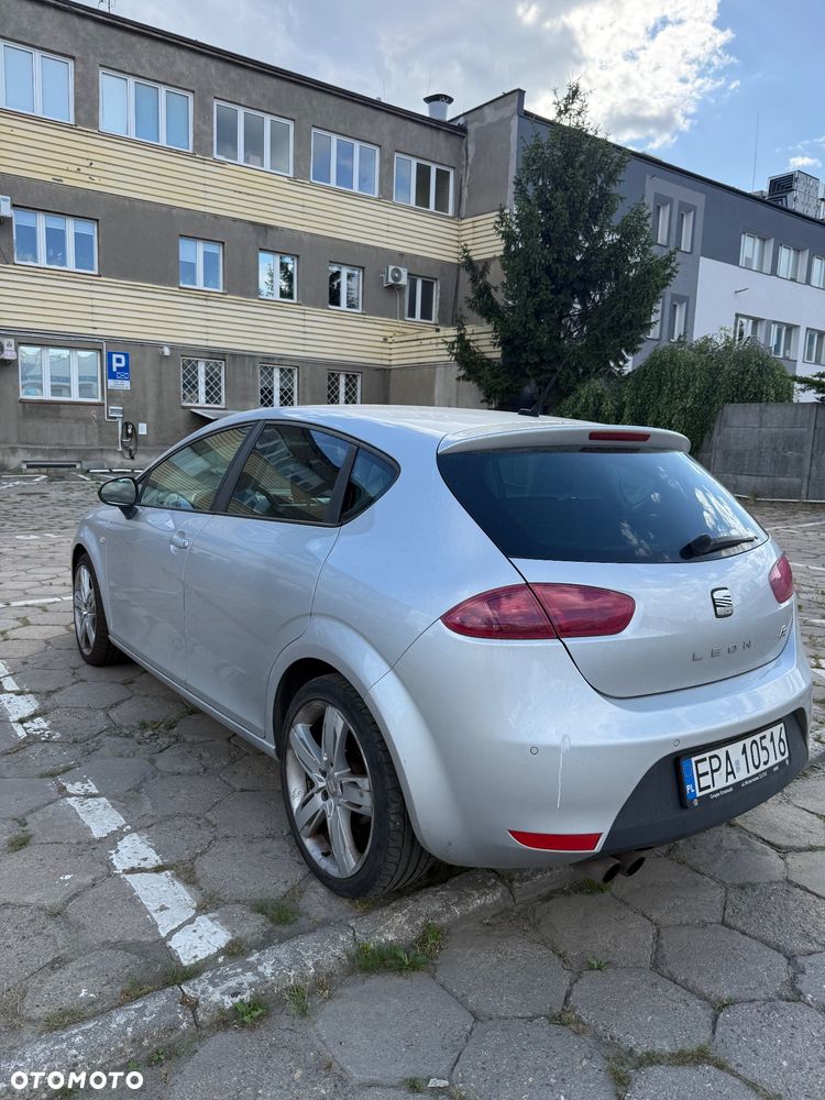 Seat Leon 1.8 TSI DSG FR - 4