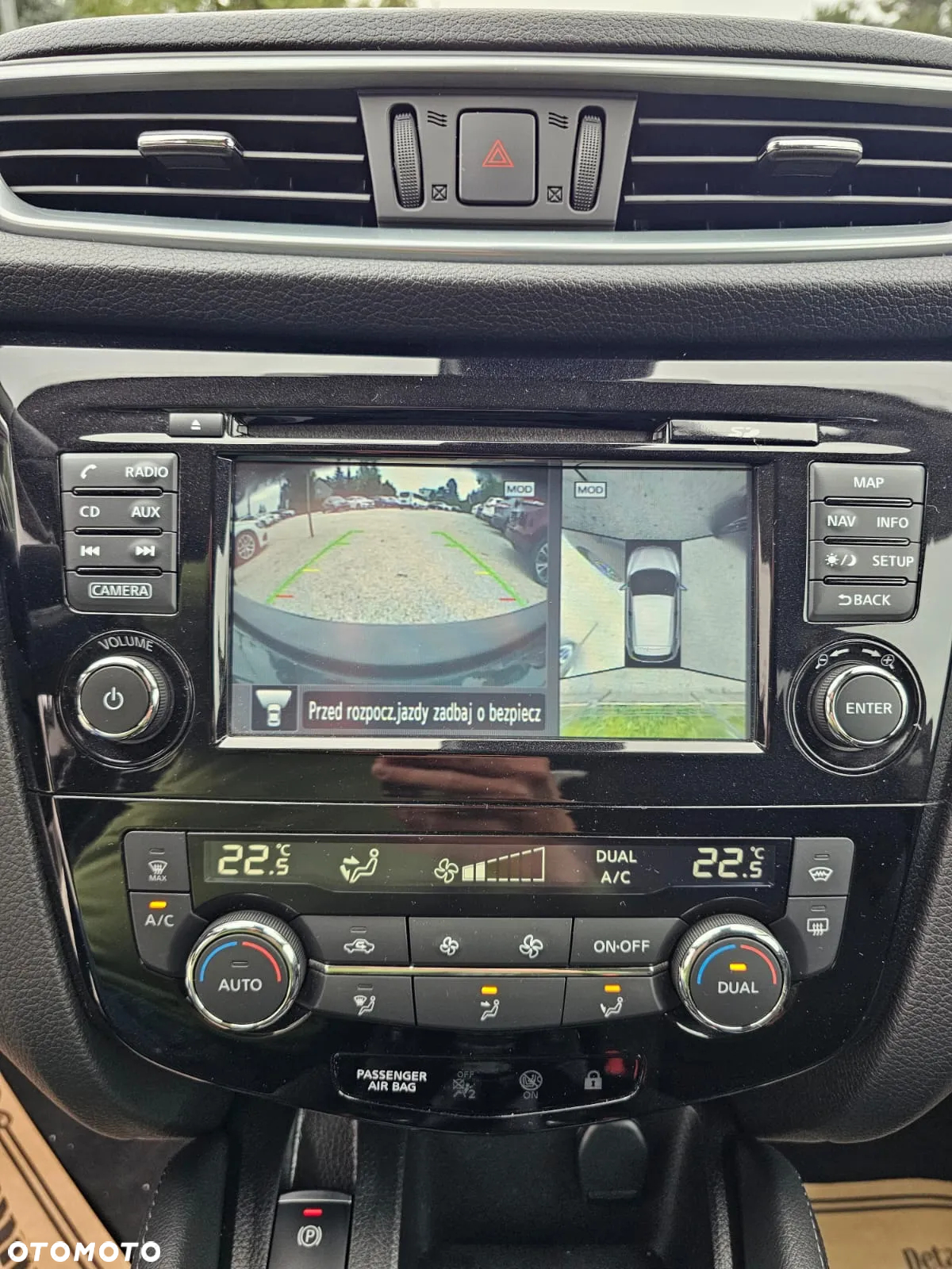Nissan Qashqai 1.3 DIG-T TEKNA - 23