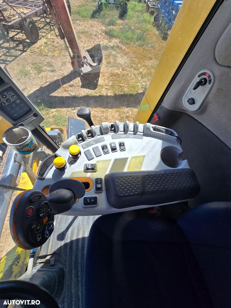 New Holland TC5.80 - 12