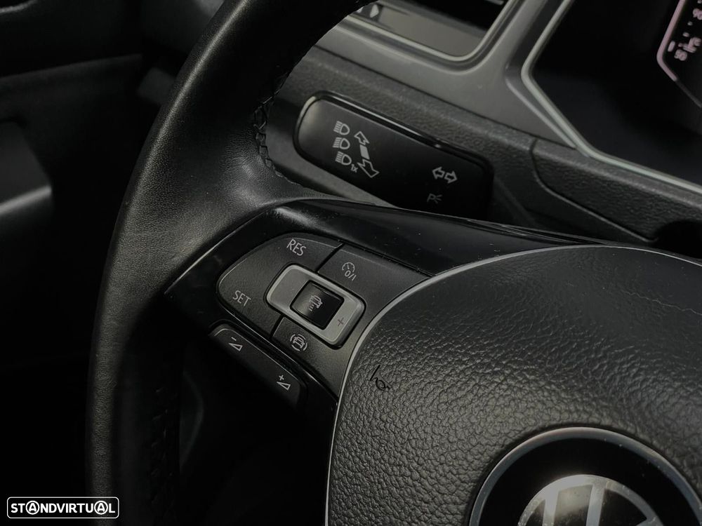 VW T-Roc 1.5 TSI Life DSG - 15