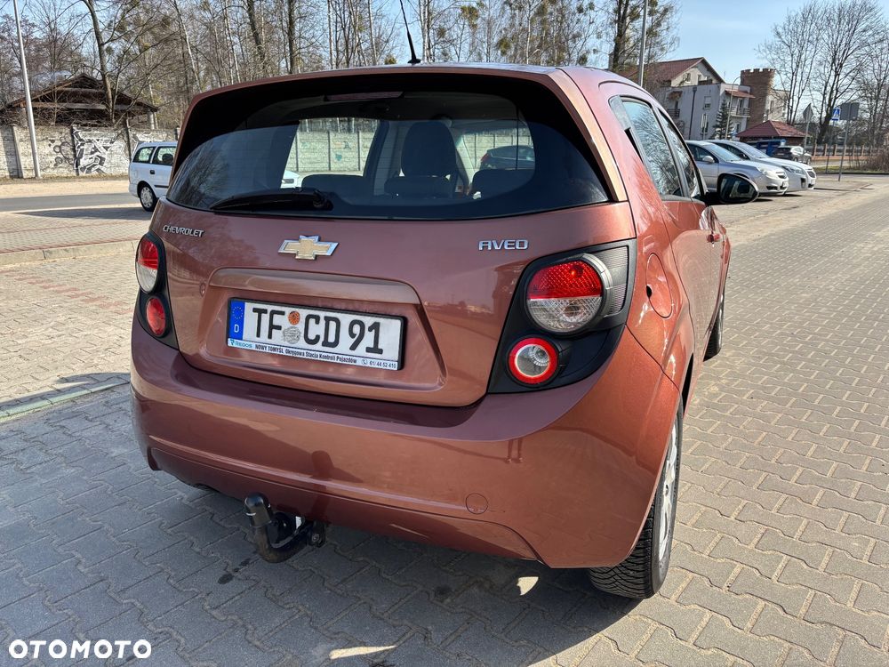 Chevrolet Aveo 1.4 16V LS - 13