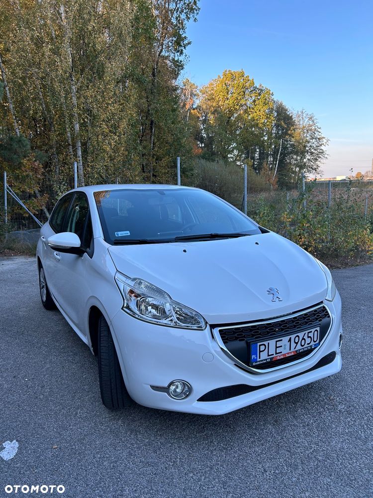 Peugeot 208 - 2