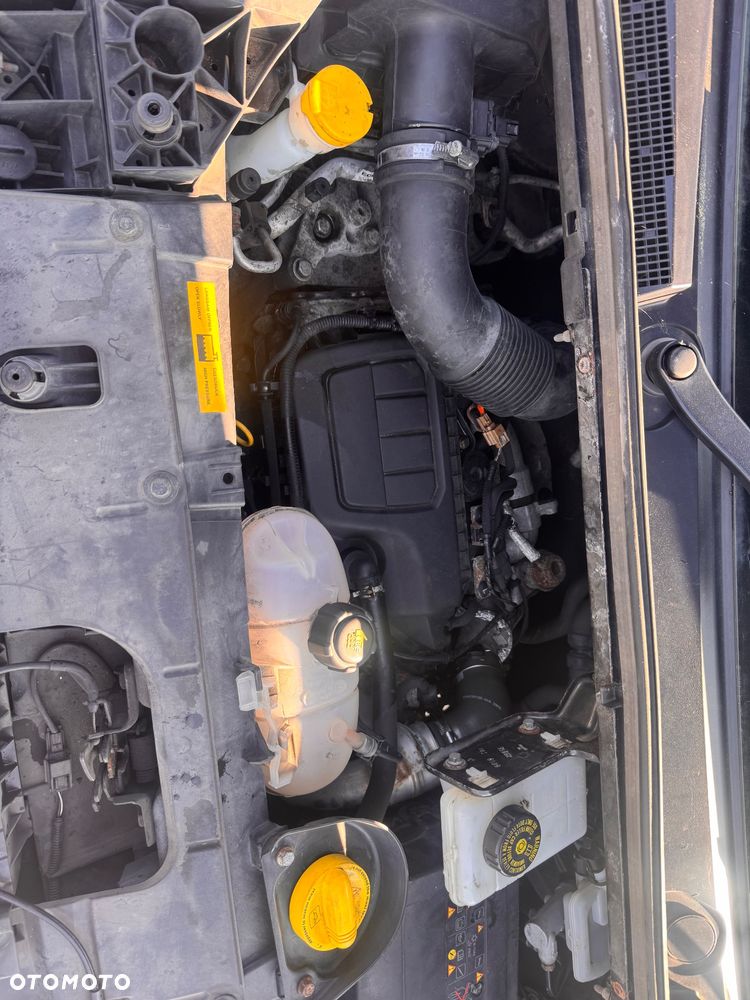 Opel Vivaro Trafic 1.6 BiTurbo Klima - 13