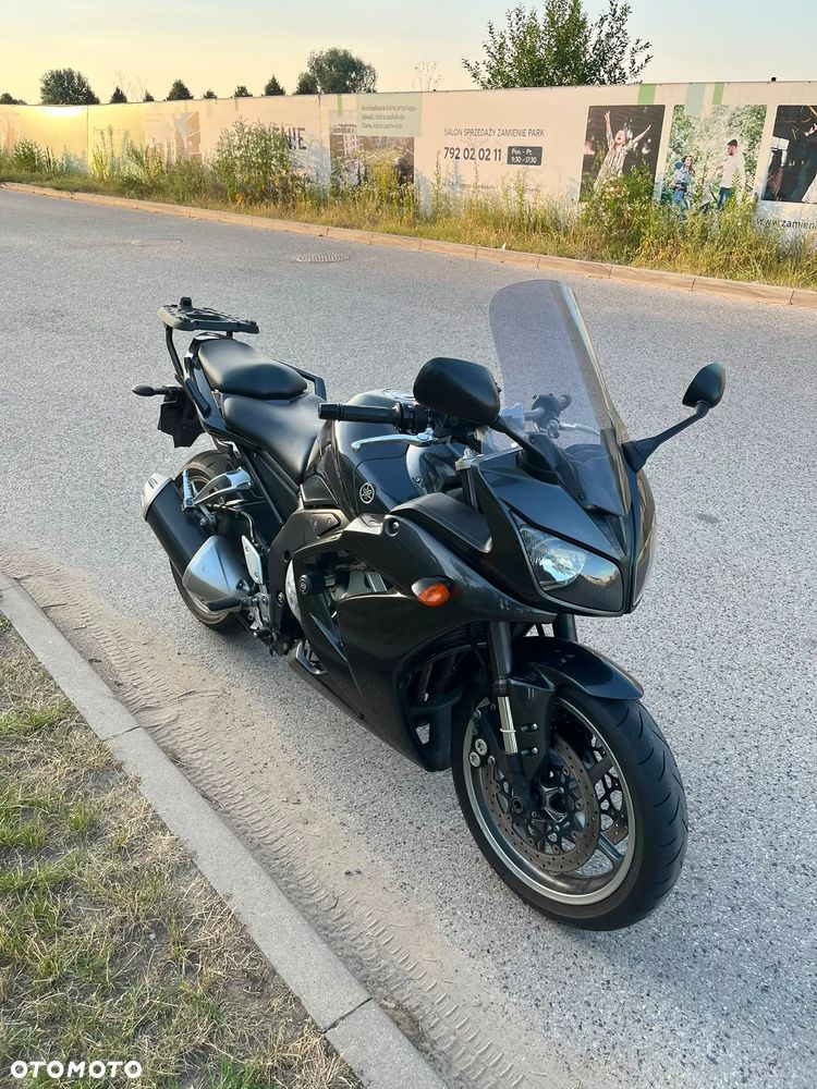 Yamaha FZ - 1