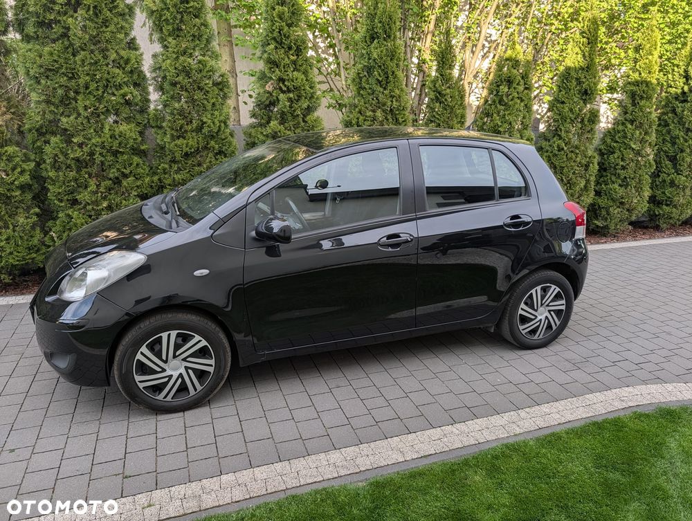 Toyota Yaris - 20