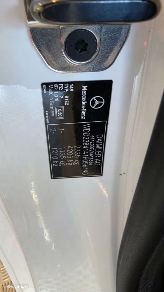 Mercedes-Benz E 220 d Cabrio 9G-Tronic AMG Line - 58