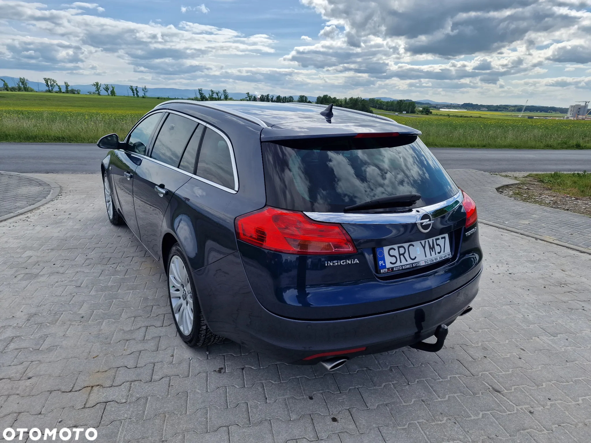 Opel Insignia 2.0 T Cosmo 4x4 - 12