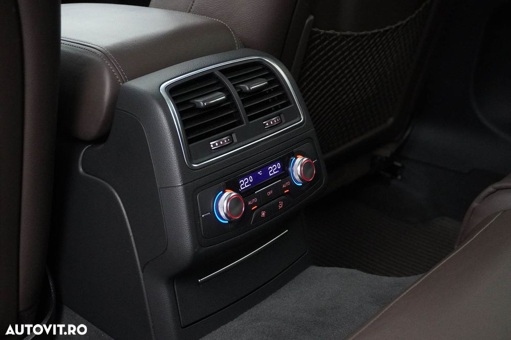 Audi A6 Allroad 3.0 TDI S tronic - 12