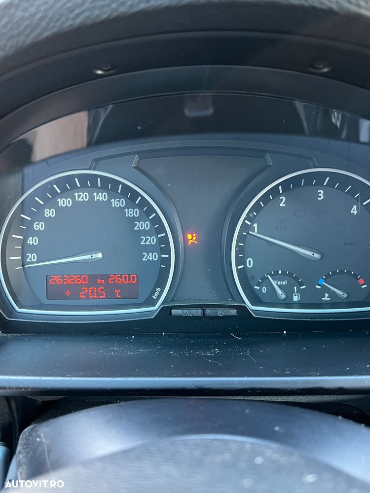 BMW X3 2.0d - 9