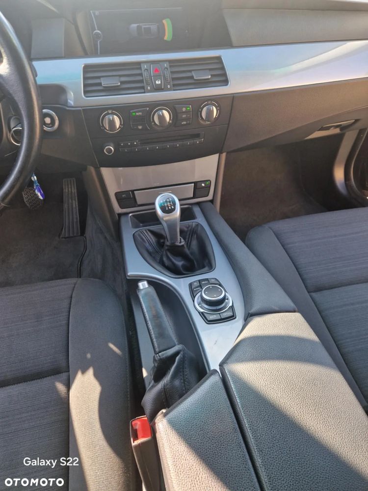 BMW Seria 5 520d - 12
