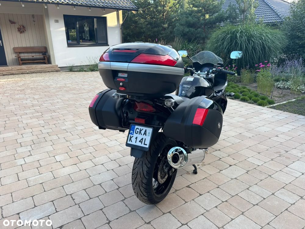 Suzuki GSX - 5