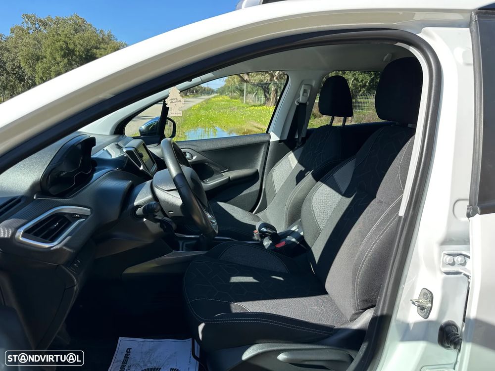 Peugeot 2008 PureTech 82 Style - 7