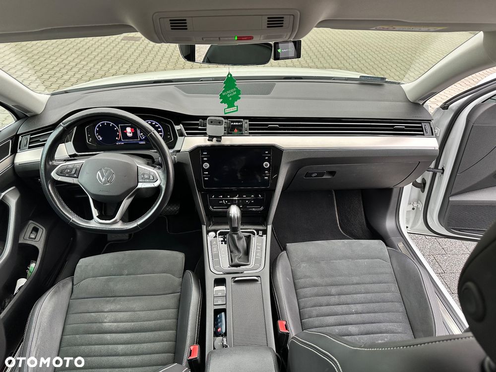 Volkswagen Passat 1.5 TSI EVO Elegance DSG - 22