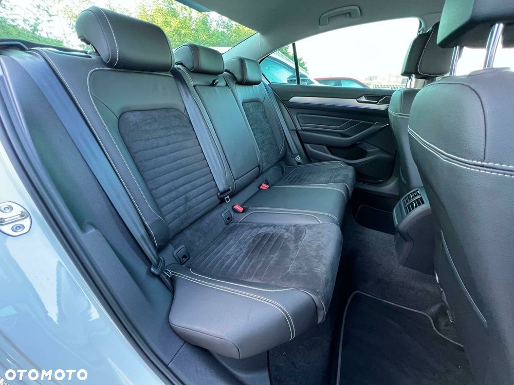 Volkswagen Passat 2.0 TDI 4Mot Elegance DSG - 18