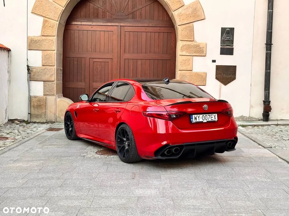 Alfa Romeo Giulia 2.9 Bi Turbo V6 Quadrifoglio - 4