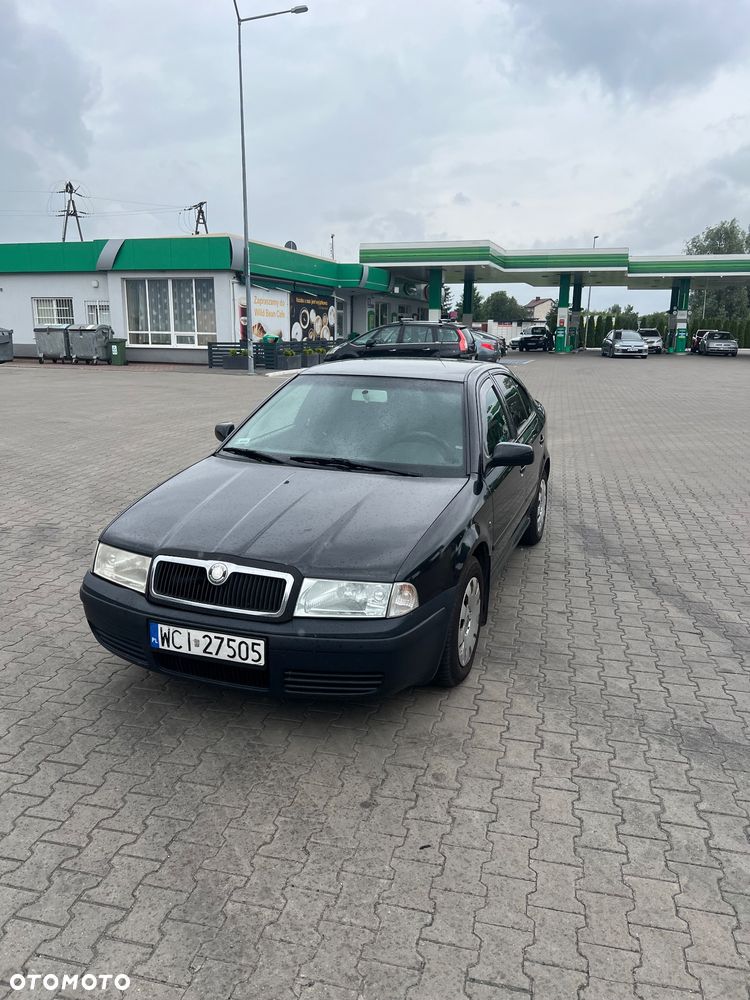 Skoda Octavia 1.6 Tour Classic - 6