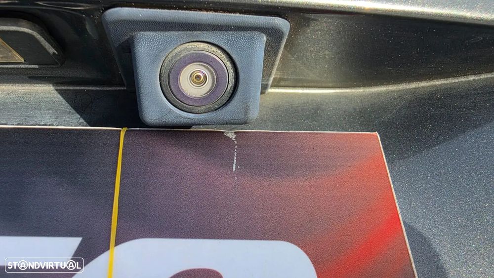 Peugeot 208 1.6 BlueHDi Allure - 18