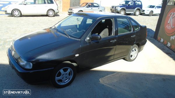 Para Peças Volkswagen Polo Classic (6V2) - 3