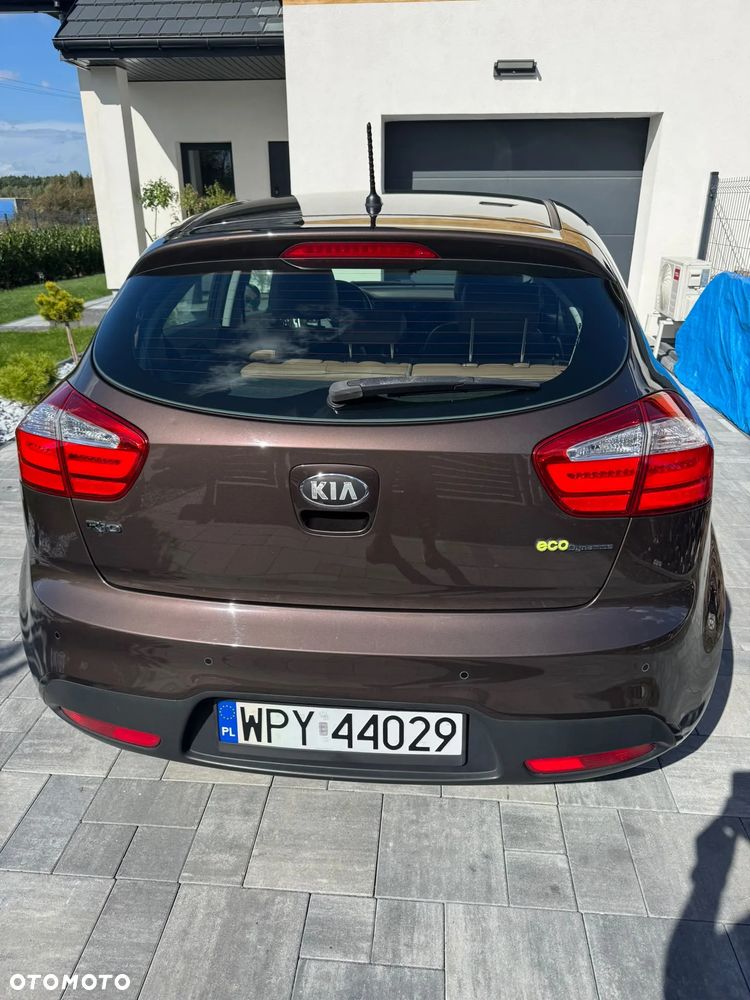 Kia Rio 1.4 Dream Team Edition - 7
