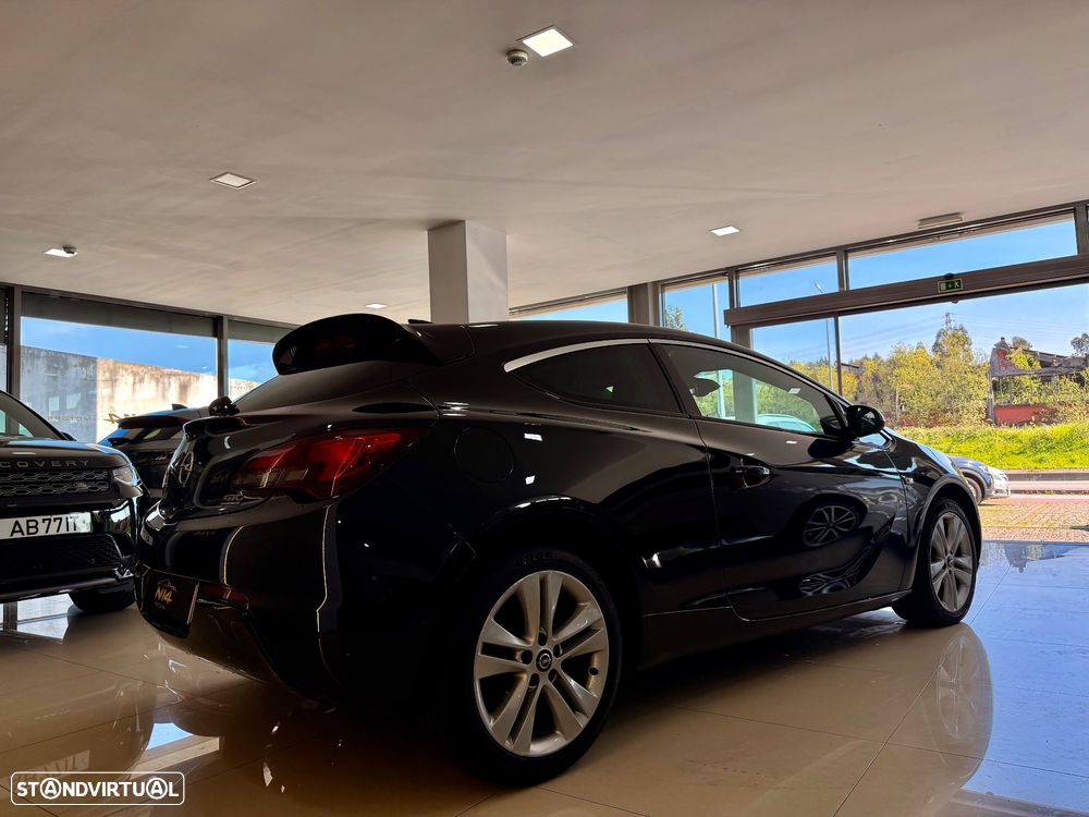 Opel Astra GTC 1.6 CDTi S/S - 39