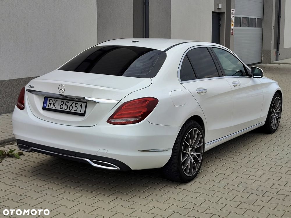 Mercedes-Benz Klasa C 300 7G-TRONIC - 4