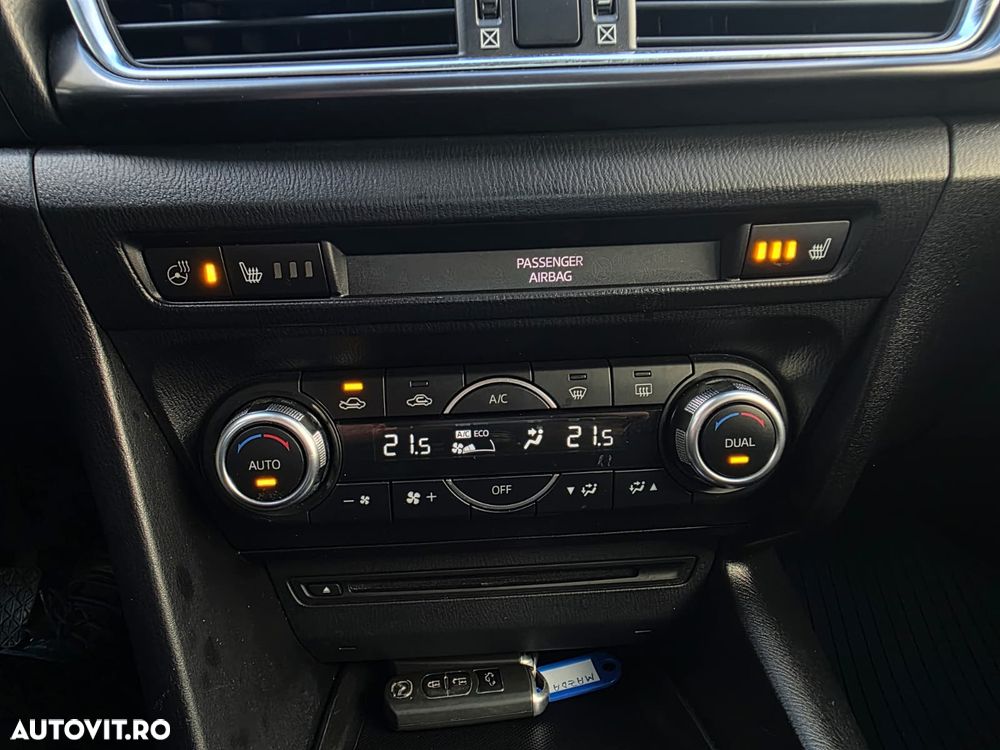Mazda 3 G120 Revolution - 9