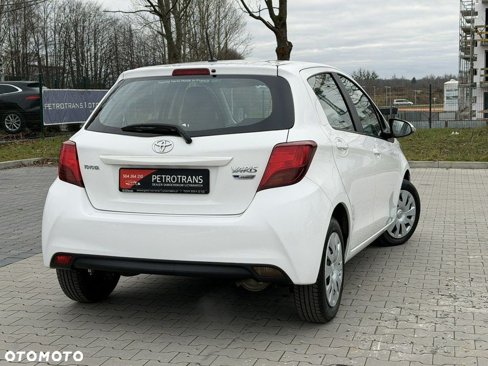 Toyota Yaris - 4