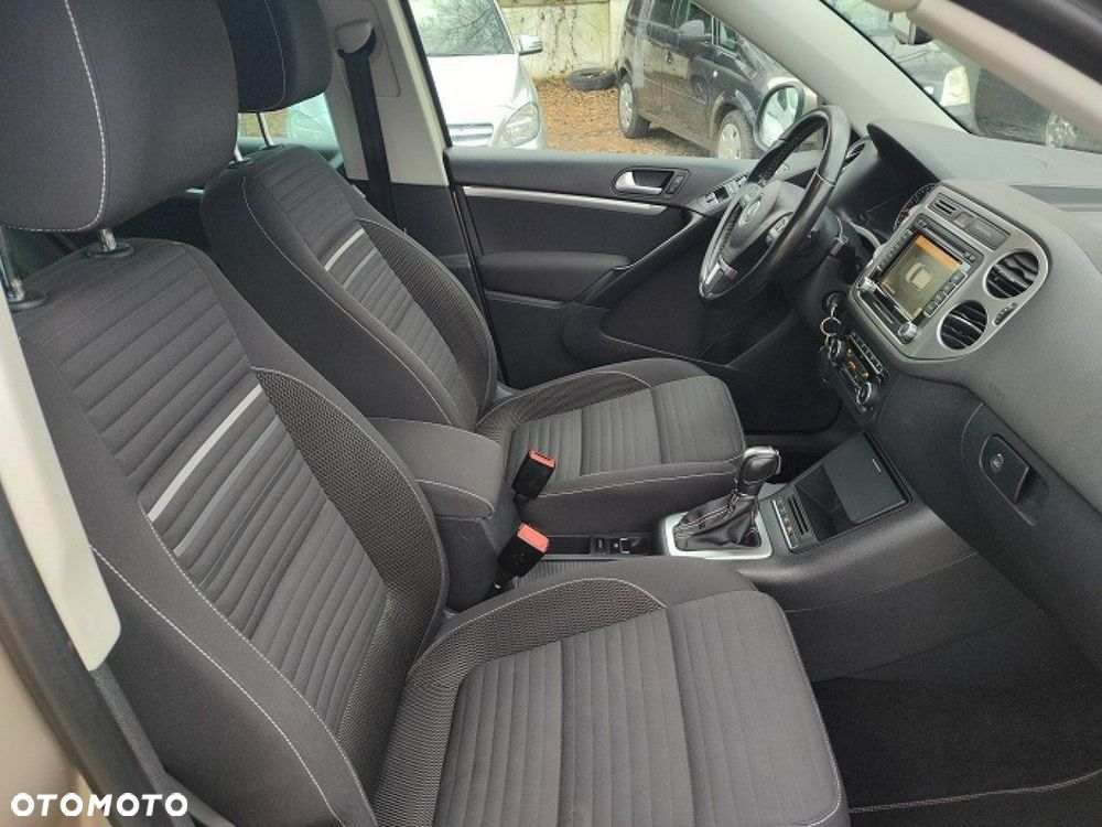 Volkswagen Tiguan - 16