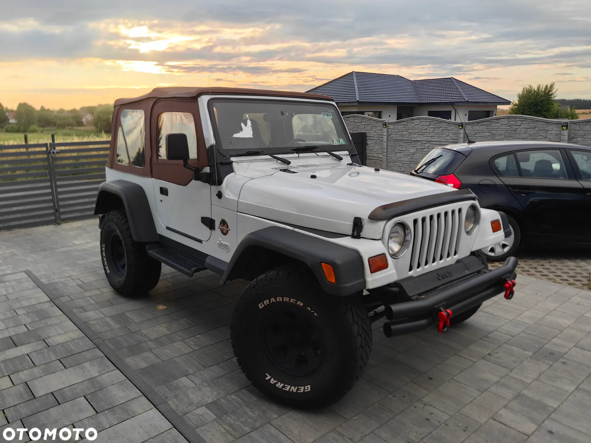 Jeep Wrangler 4.0 Automatik Sahara - 2