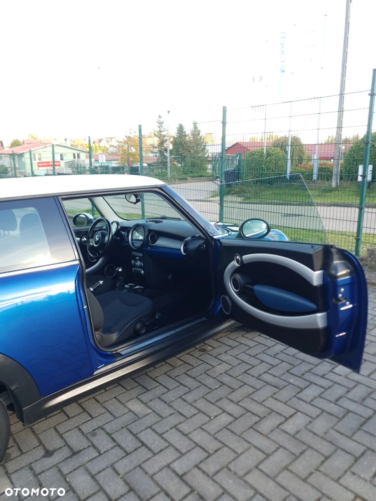 MINI Cooper Standard - 19