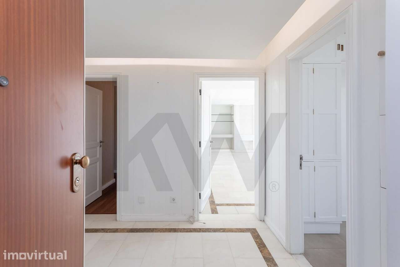 Arrendamento de apartamento T5 na Rua Américo Durão, Olaias, Areeiro c - Grande imagem: 2/49